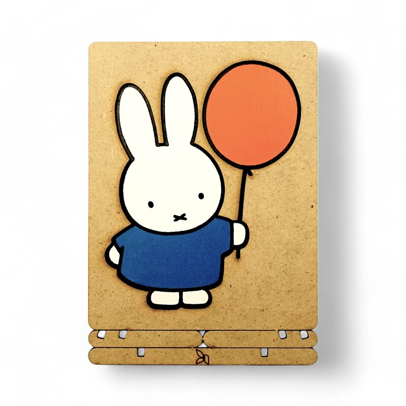Miffy mit Ballon pop up art
