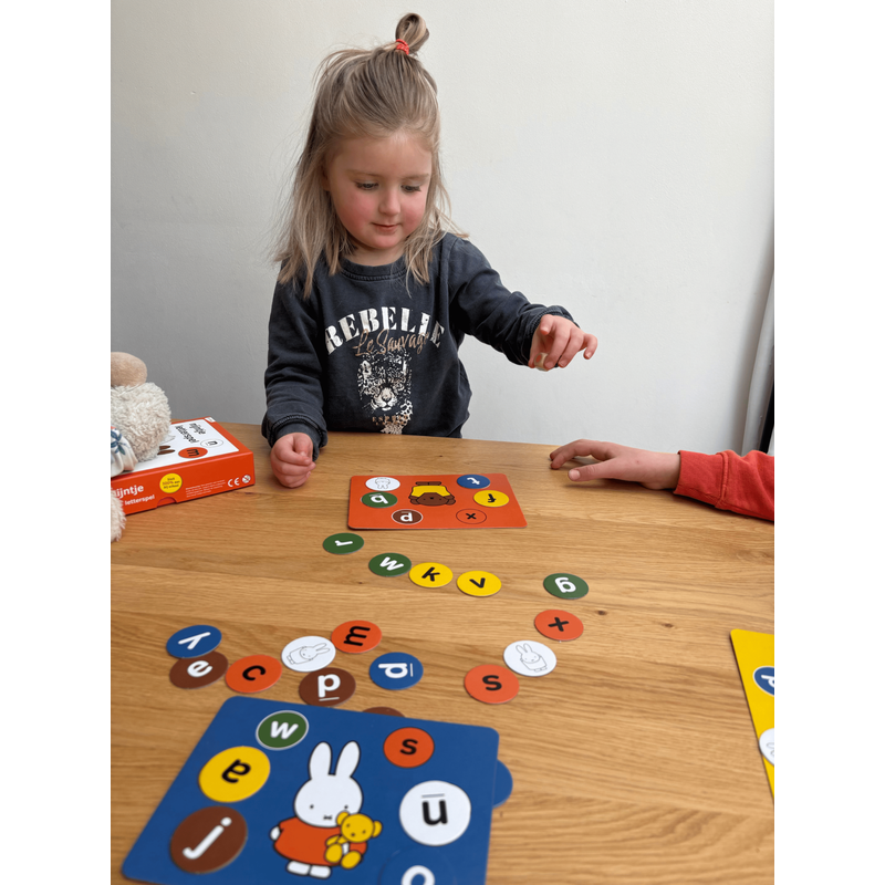 nijntje letterspel