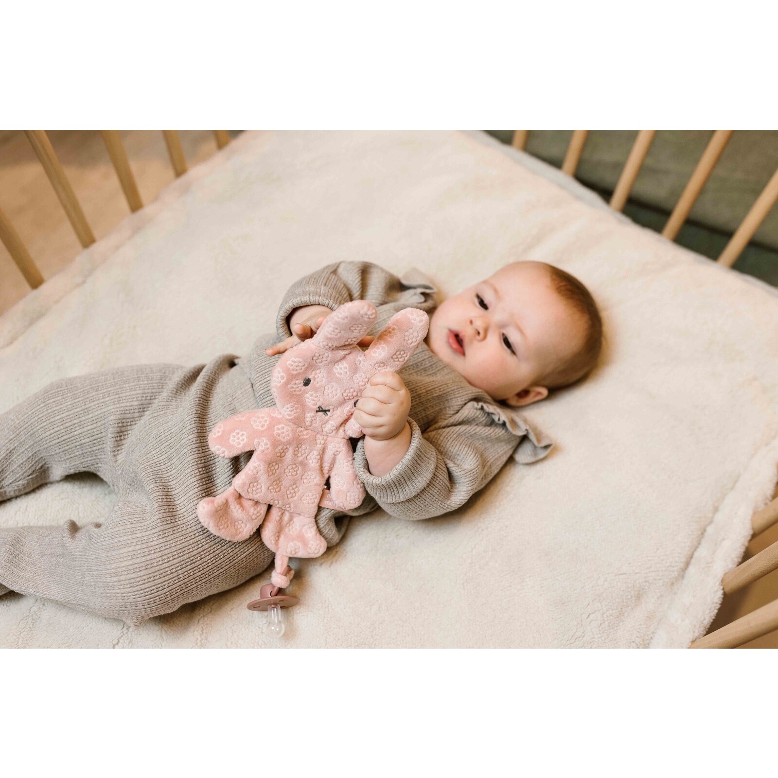 Miffy pacifier cloth pink flower