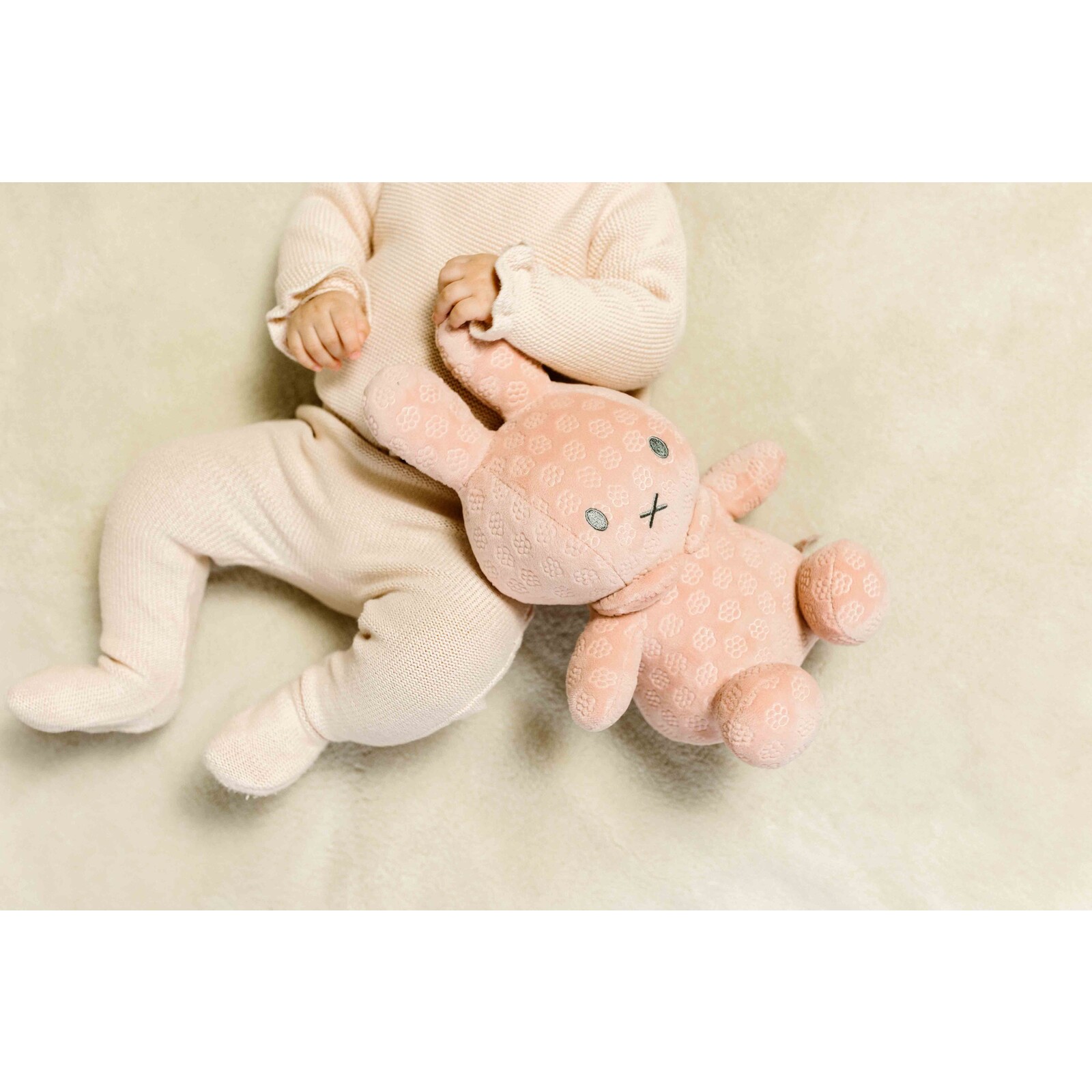 Nijntje knuffel 30cm pink flower