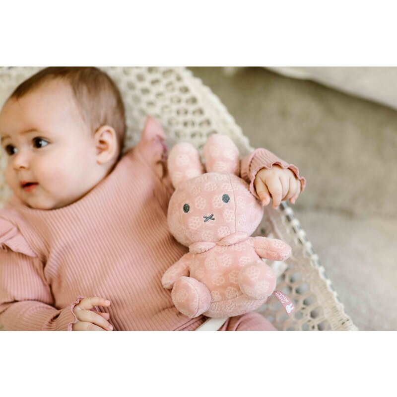 Miffy cuddly toy 20cm pink flower