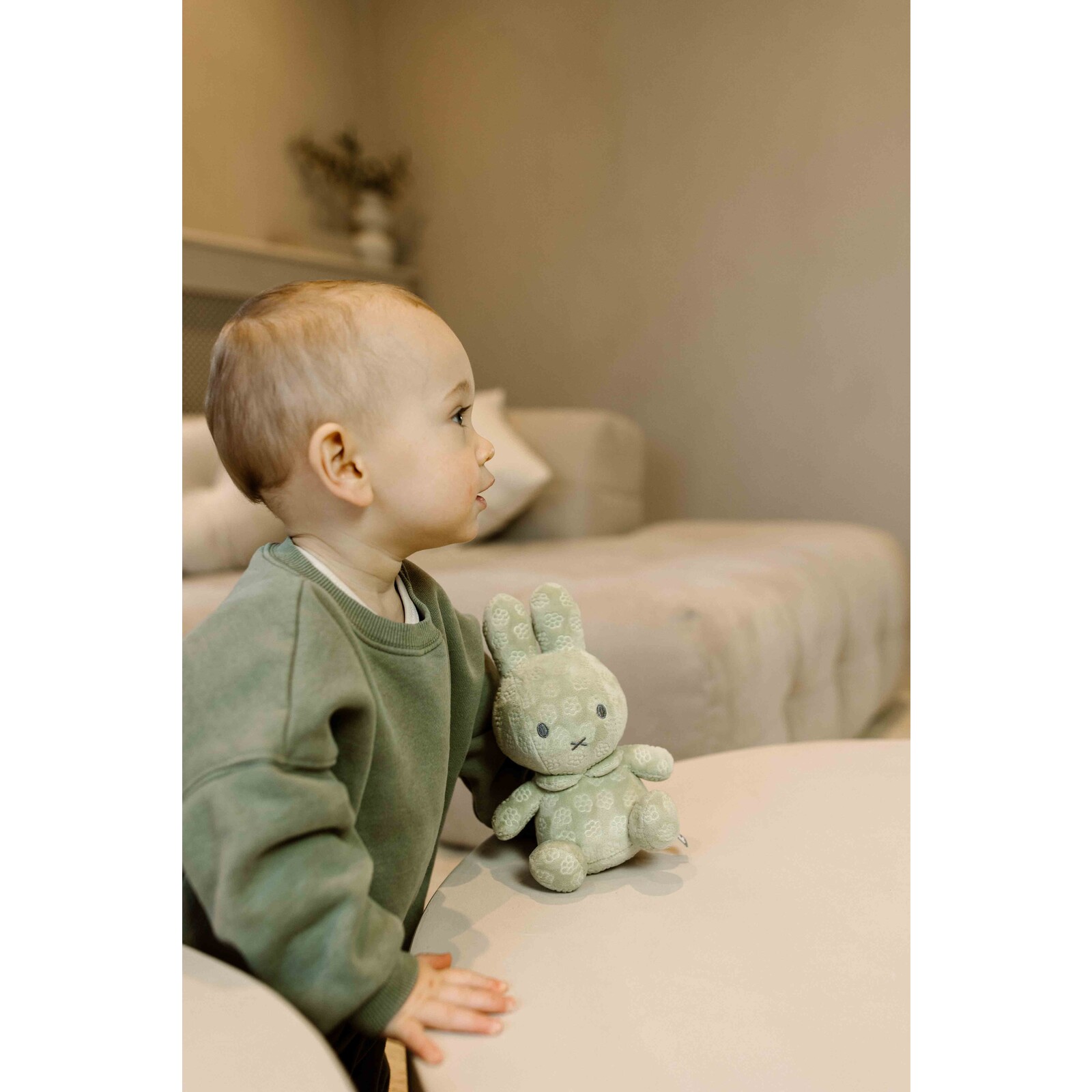 Miffy cuddly toy 20cm green flower