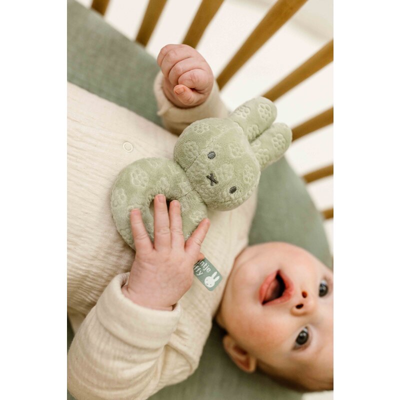 Miffy rattle green flower