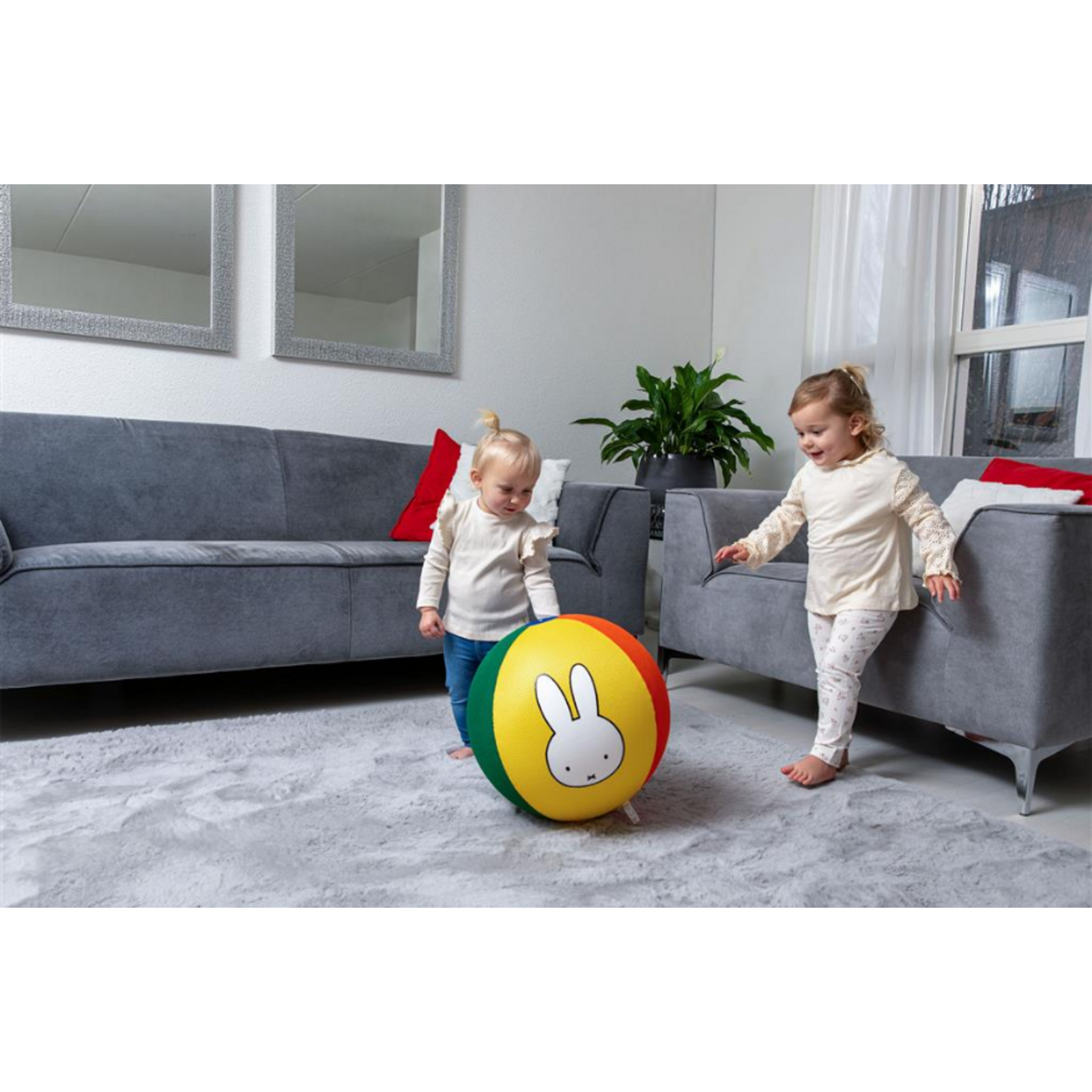 Miffy mesh ball 40cm