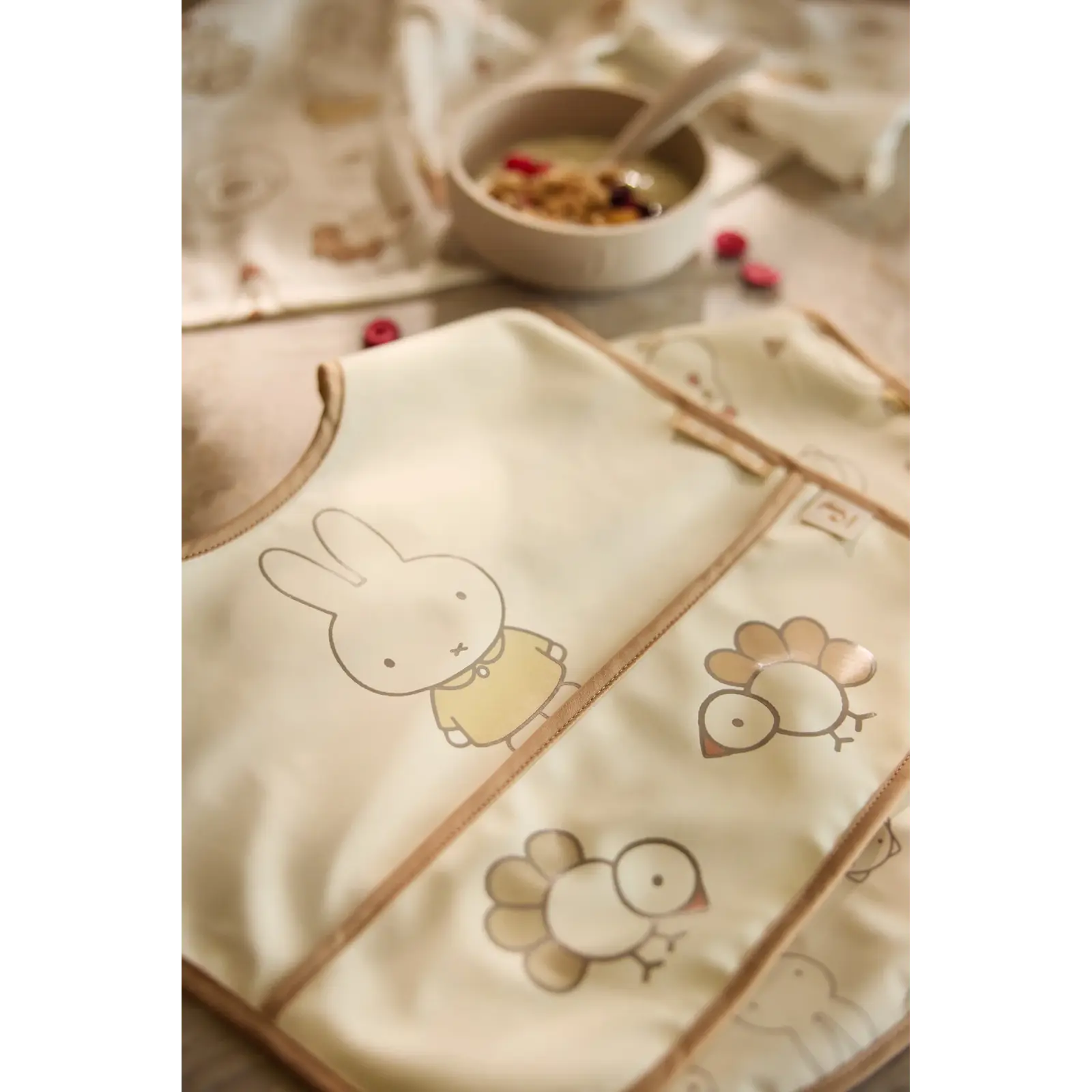 Slab Waterproof - Miffy Family Farm - 2 Stuks