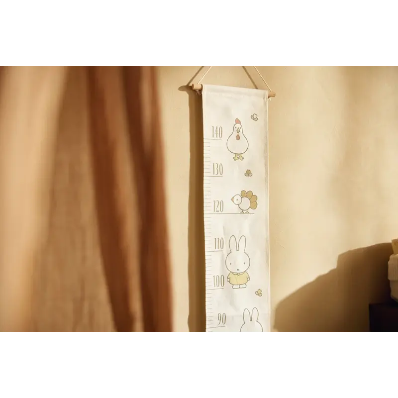 Groeimeter - Miffy Family Farm