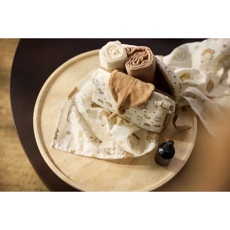 Etui - Miffy Family Farm