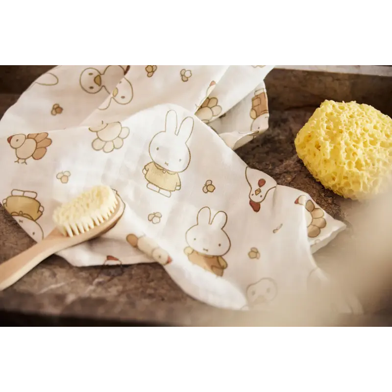 Hydrofiele Doek Small 70x70cm - Miffy Family Farm - 3 Stuks