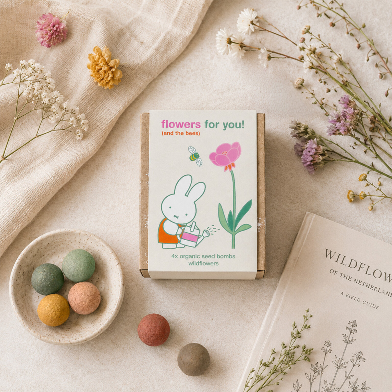 Miffy Geschenkbox Mini mit 4 Blumensamenbomben – Flowers For You