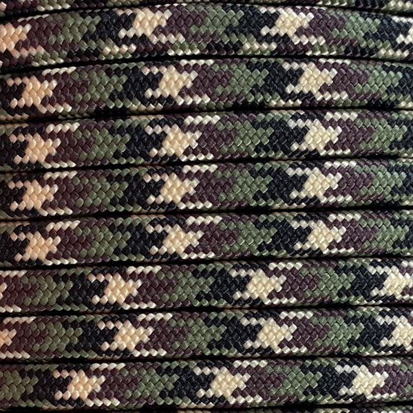 Paracord camouflage