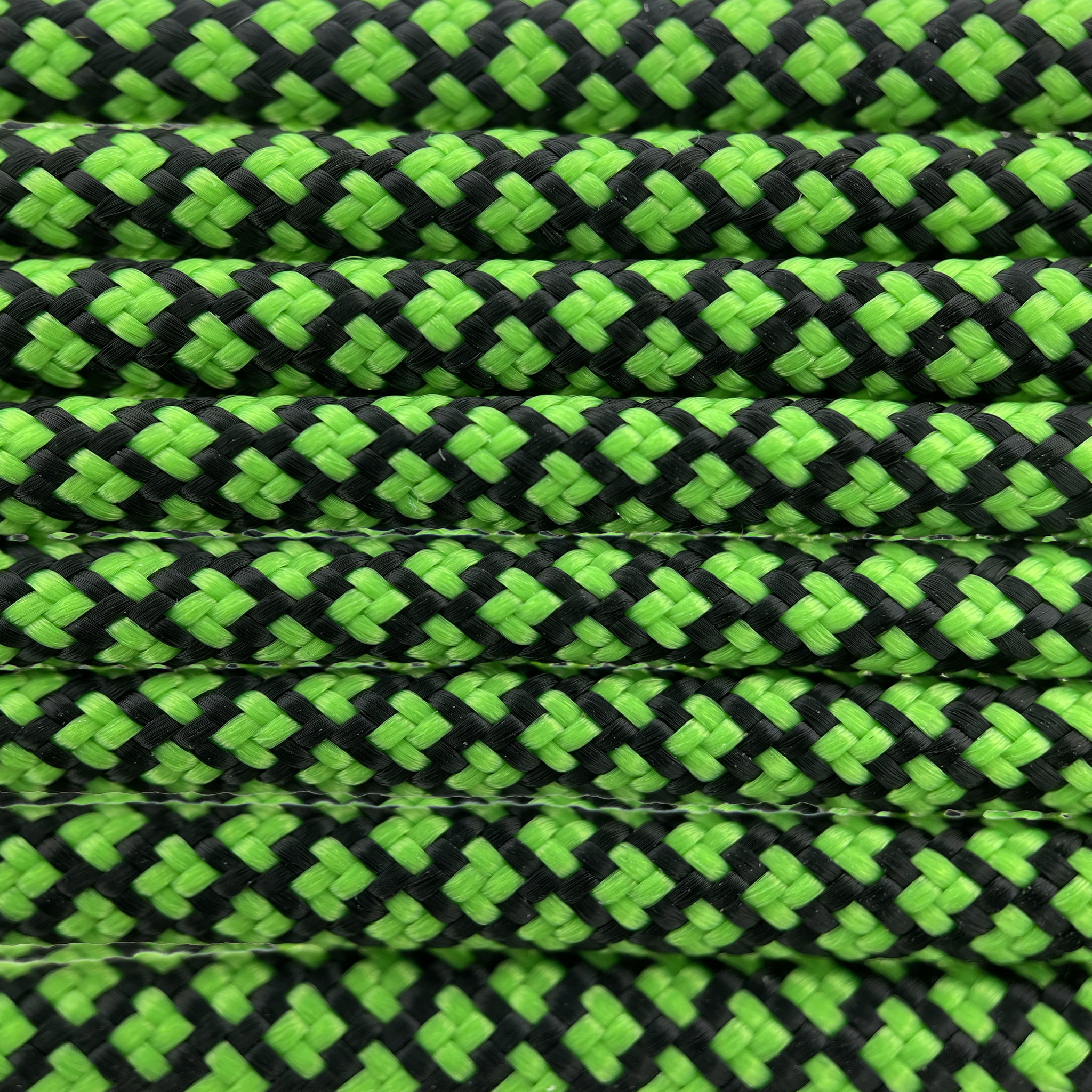 Buy Paracord 550 type III Multi Camo from the expert - 123Paracord