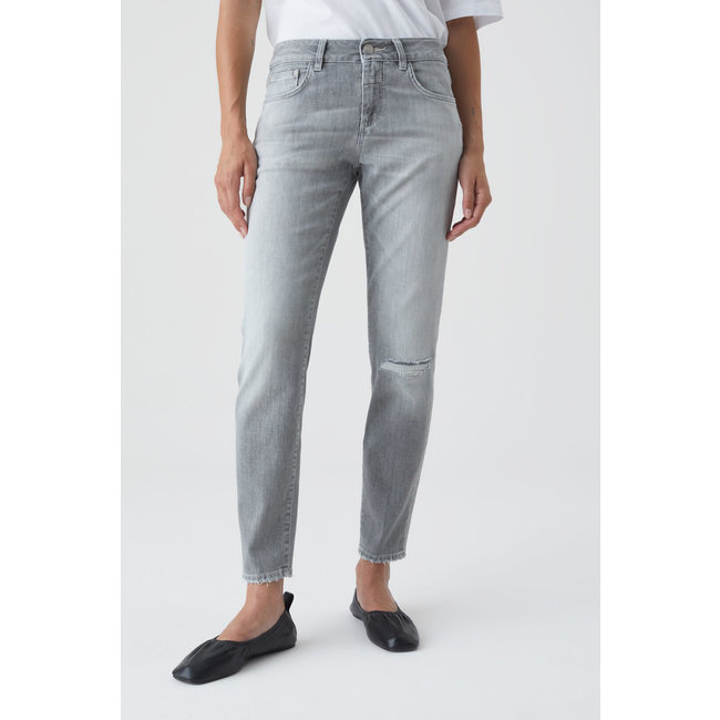 Closed Baker C91833-03W-5Z