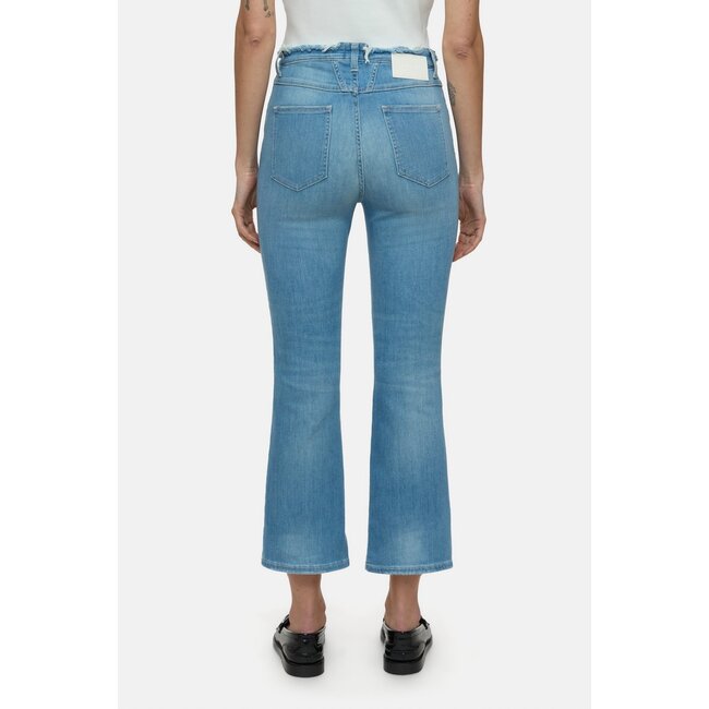 Closed C22606-06E-53