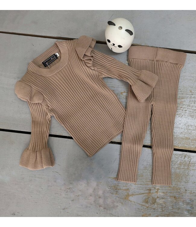 Ruffle it up set - Camel