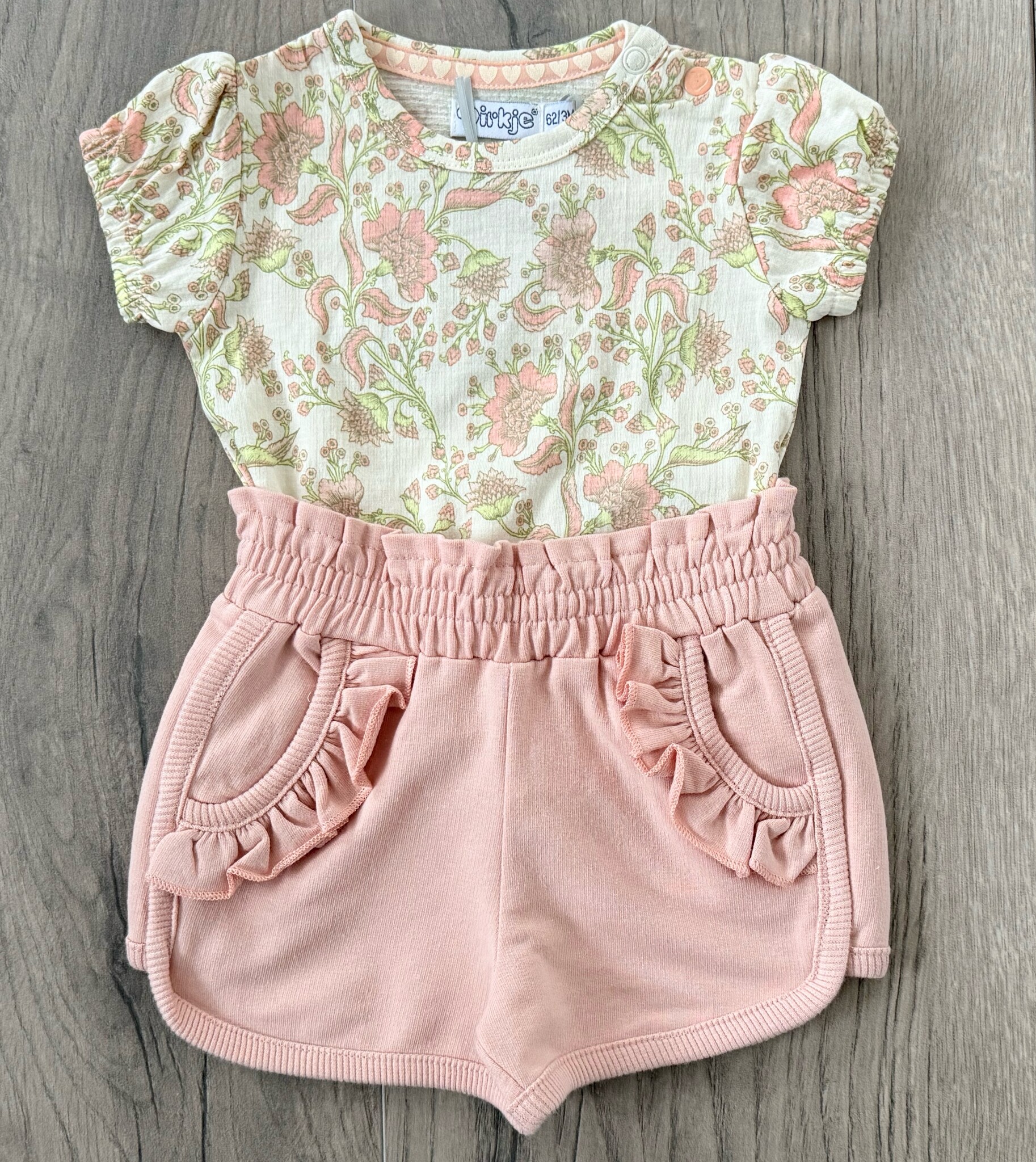 Korte broek met ruches - Roze