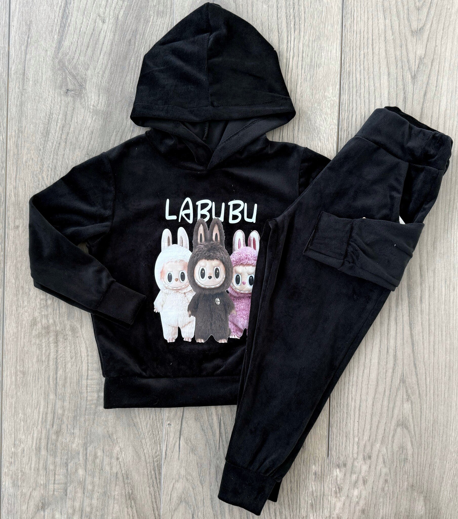 Labubu Velvet Set - Zwart