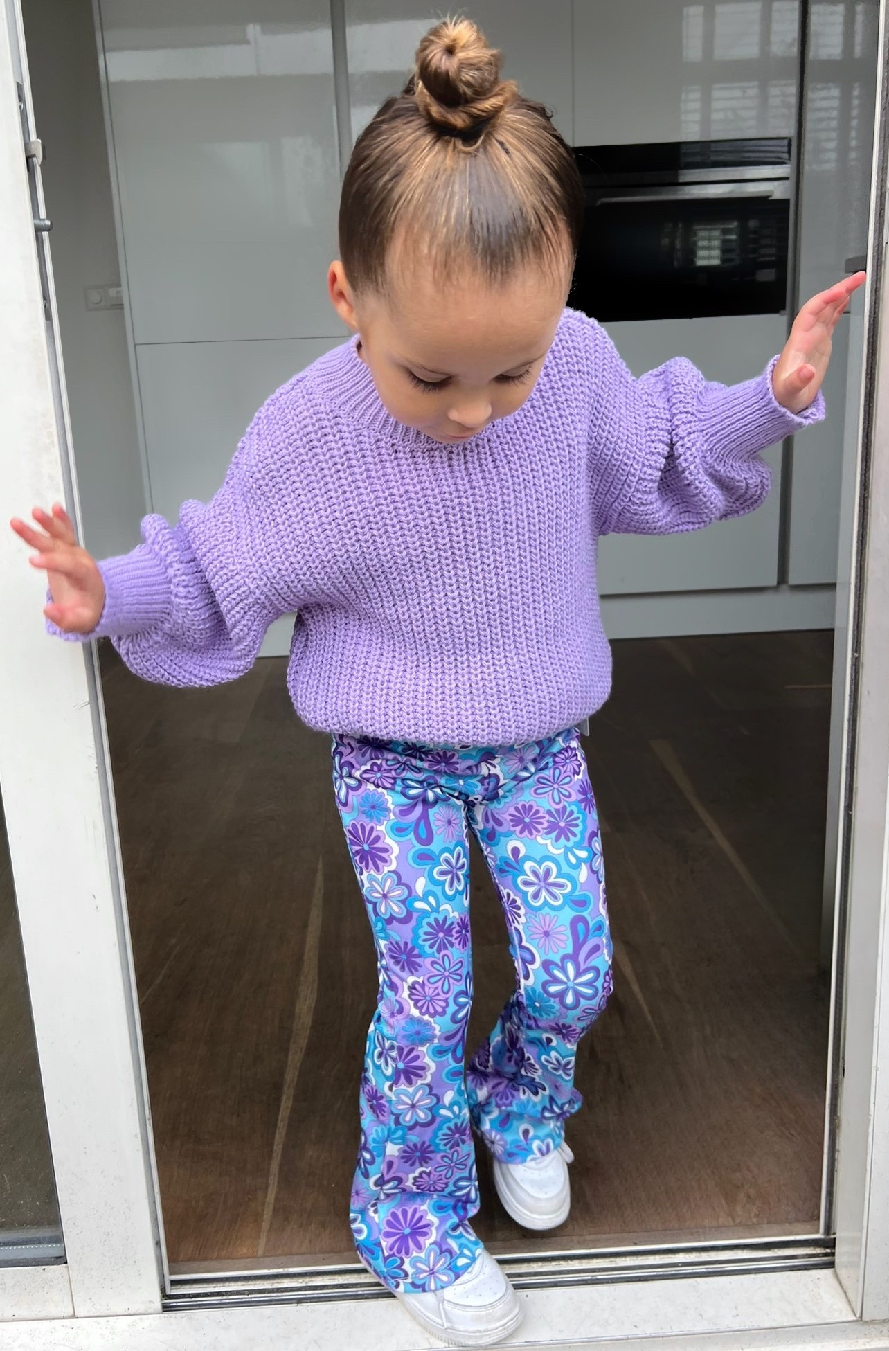 Flared broek met bloemenprint