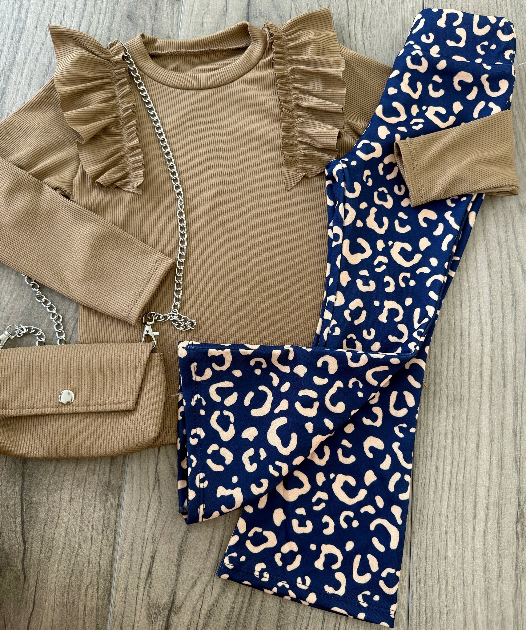 Ruffle longsleeve met tasje - Camel