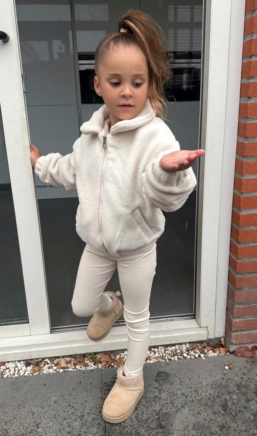 Fluffy Jasje Met Rits - Ecru