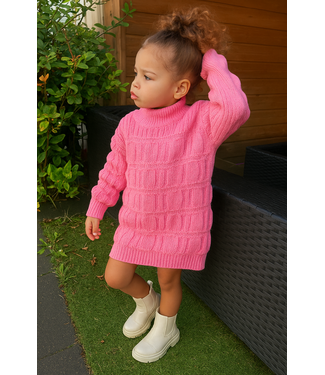 Big knitted sweater dress - Neon Roze