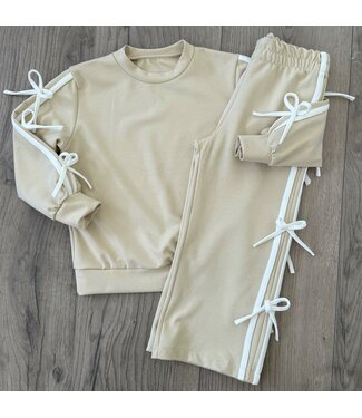 Flared Set Met Strikjes - Beige