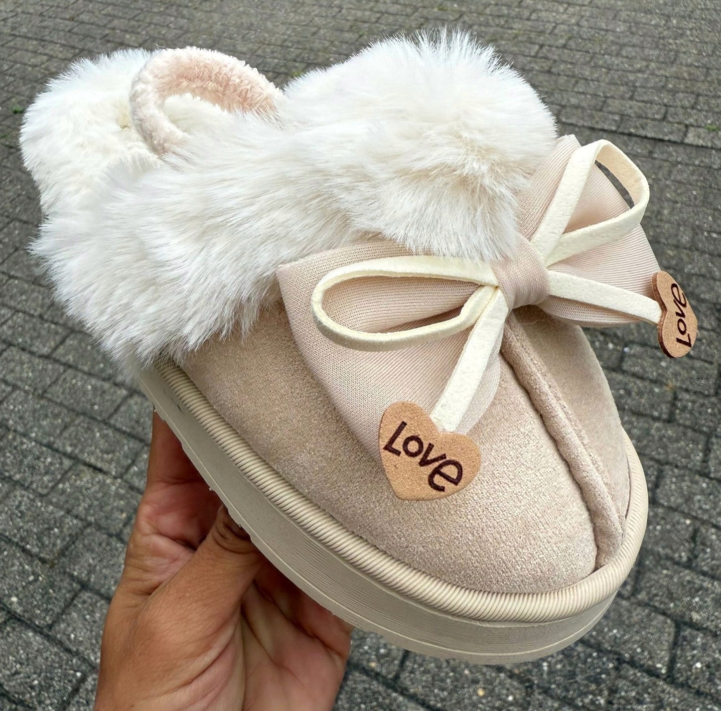Furry Soft Sliders - Beige