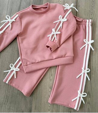 Flared Set Met Strikjes - Oud Roze/Wit