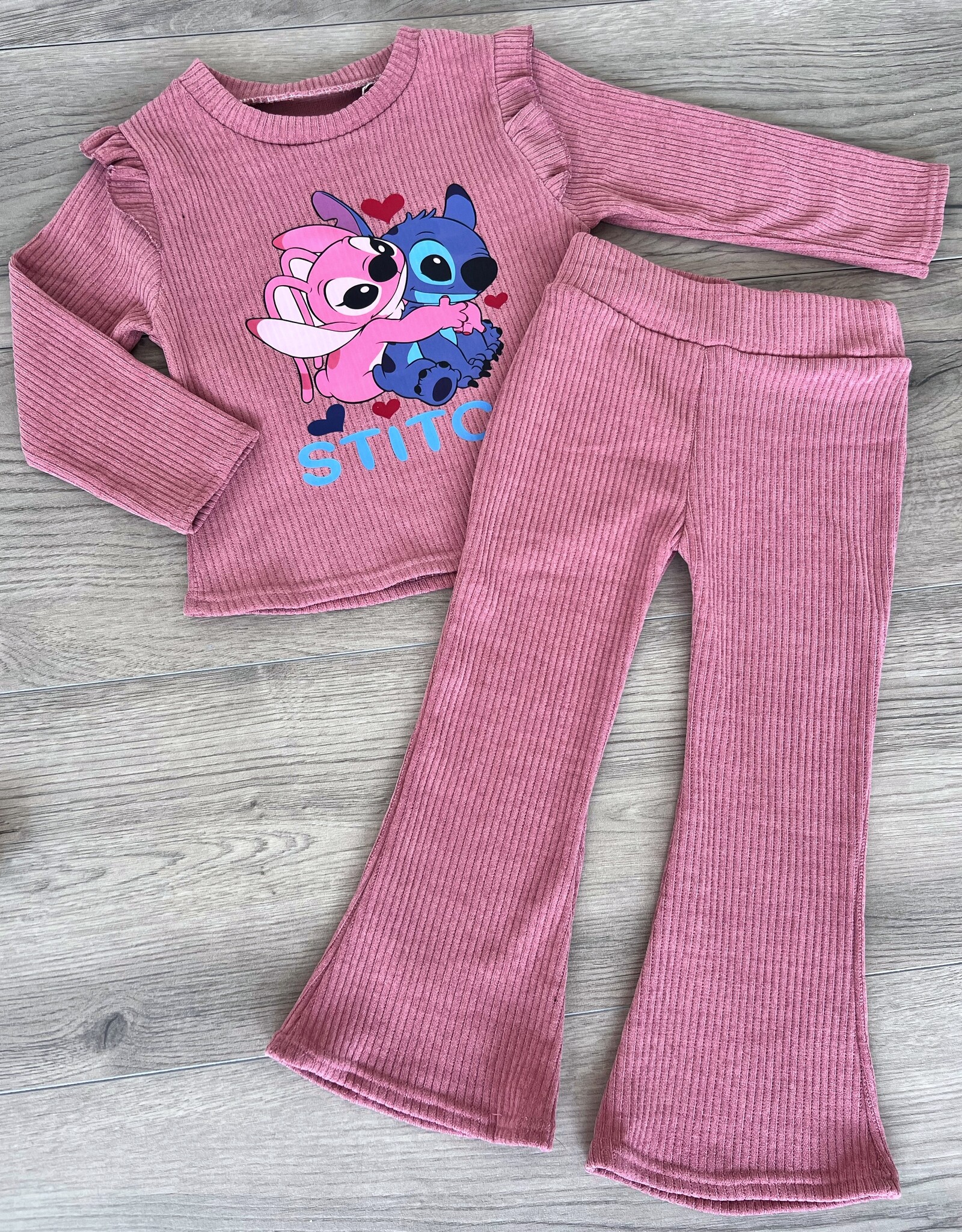 Stitch flared set (Ribstof) - Roze