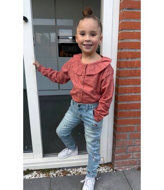 Dirkje  Blouse met ruffle kraag