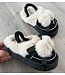 Furry Soft & Pompon Sliders - Zwart