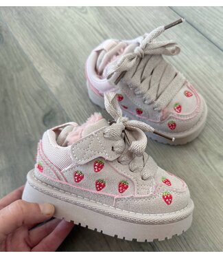 Furry Strawberry Sneakers -  Roze