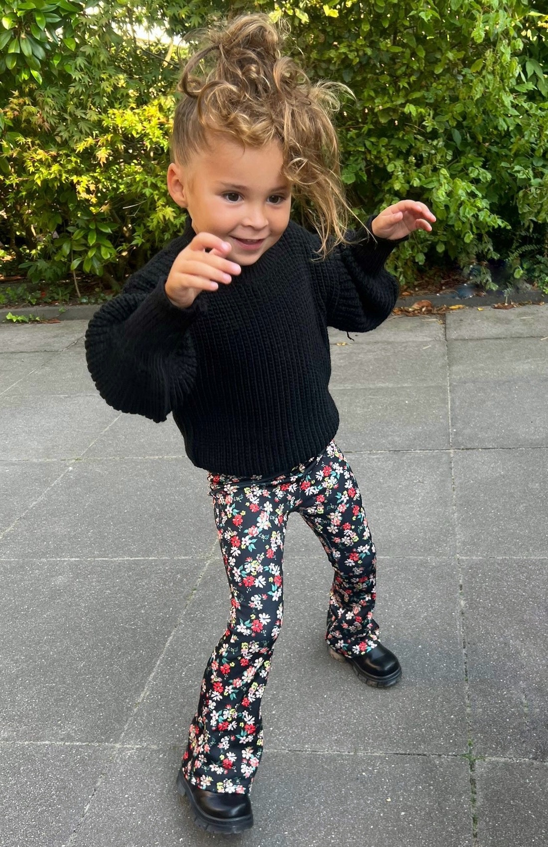 Velvet Flared broek met bloemenprint