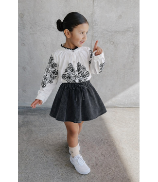 Skirt & Detail Blouse Set (Verzenddatum 6 jan)