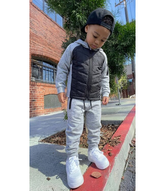 Joggingset - Grijs/Zwart (Verzenddatum 12 jan)