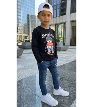 Icon Jeans & Longsleeve