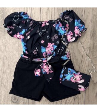 Zwart broekje met Stitch riem (zonder shirt en tas)