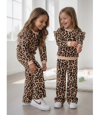 Koko Noko Leopard Jogging Flared Set