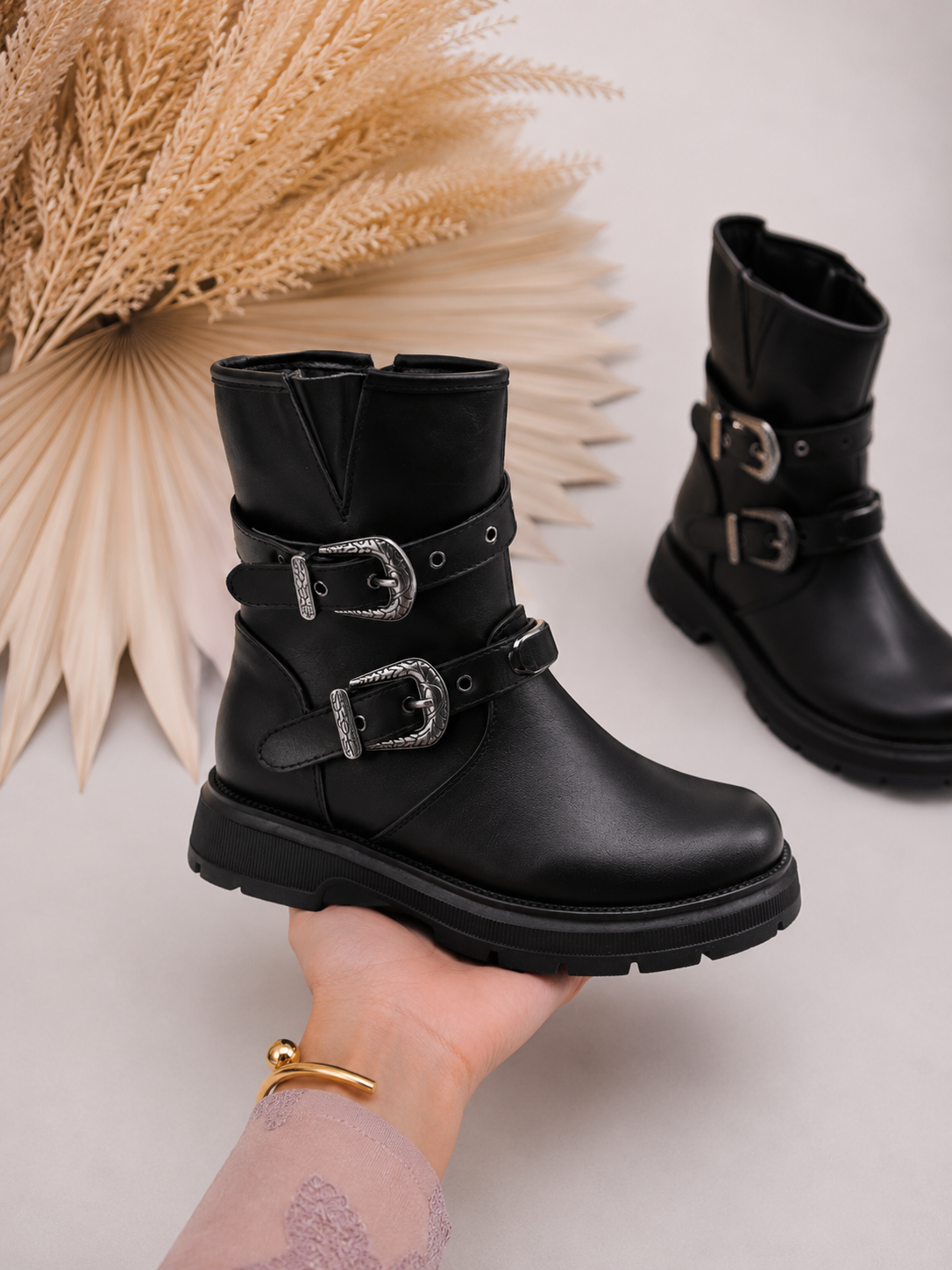 Western Buckle Boots – Zwart