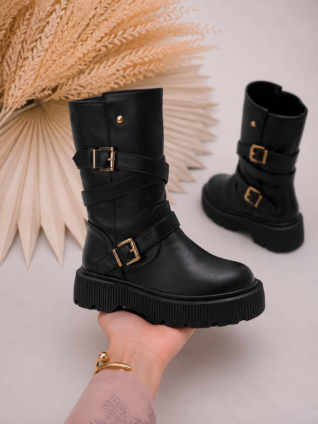 Chunky Buckle Boots – Zwart