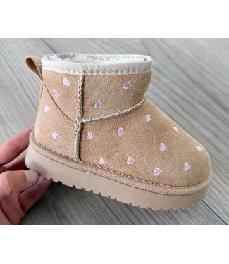 Heart Furry Boots - Beige (Verzenddatum 27 aug)