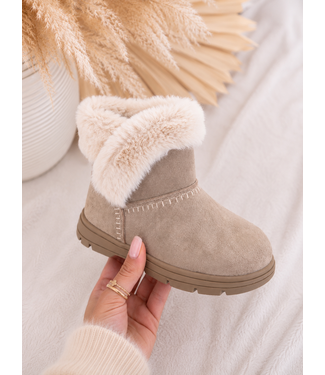 Fluffy Mini Boots – Taupe (verzenddatum 3 sept)