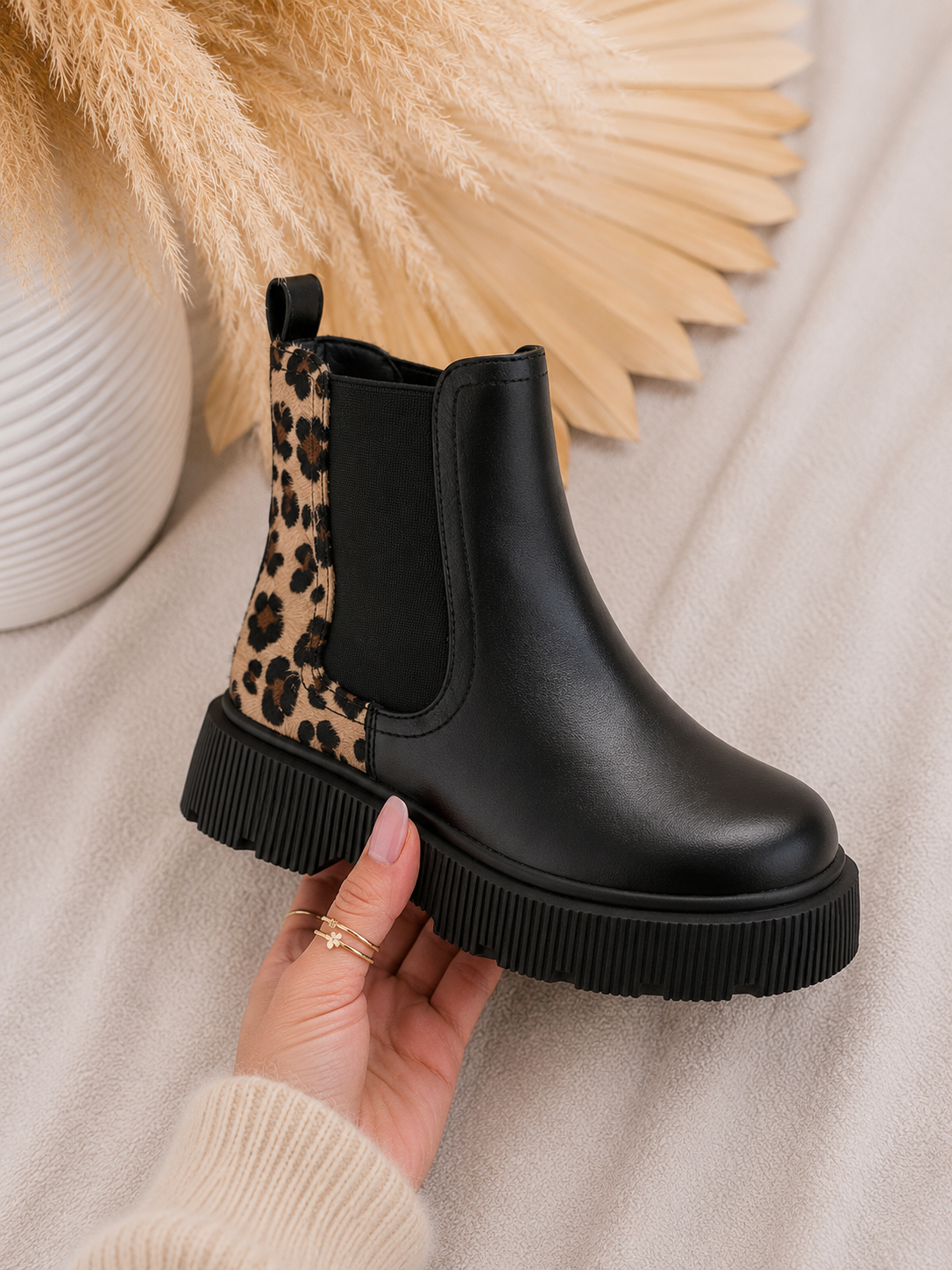 Chunky Chelsea Boots – Black Leopard (verzenddatum 3 sept)