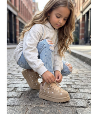 Daisy Platform Furry Sneakers – Beige