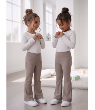 Soft Rib Flared Broek – Greige (Verzenddatum 24 sept)