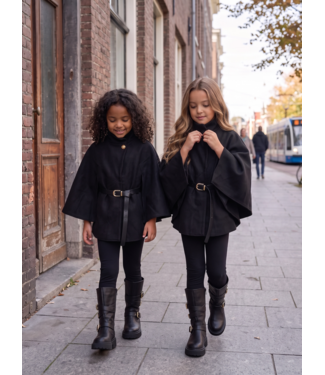 Classic Belted Cape Coat – Zwart