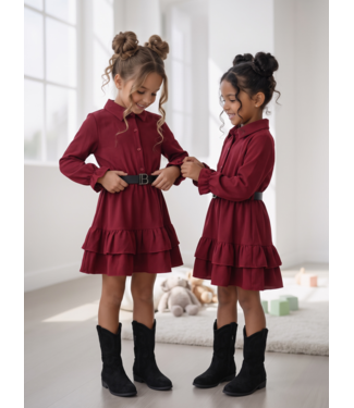 Belted Ruffle Dress – Bordeaux (Verzenddatum 24 sept)