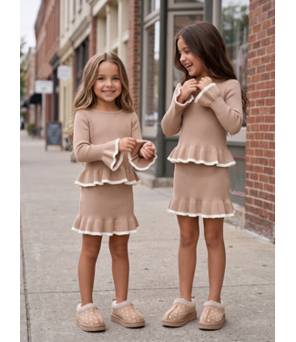 Contrast Ruffle Knit Set – Beige (verzenddatum 24 sept)