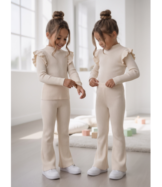 Ruffle Rib Knit Flared Set – Cream