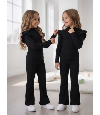 Ruffle Rib Knit Flared Set – Zwart