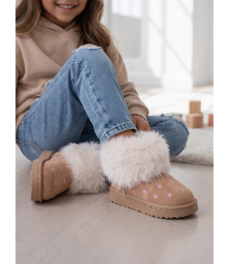 Furry Heart Boots – Beige